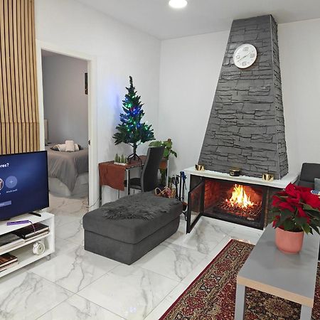 Вилла Relax House Barcelone Сан-Эстеве-Сесровирес Экстерьер фото