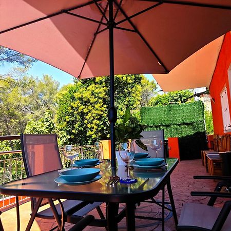 Вилла Relax House Barcelone Сан-Эстеве-Сесровирес Экстерьер фото