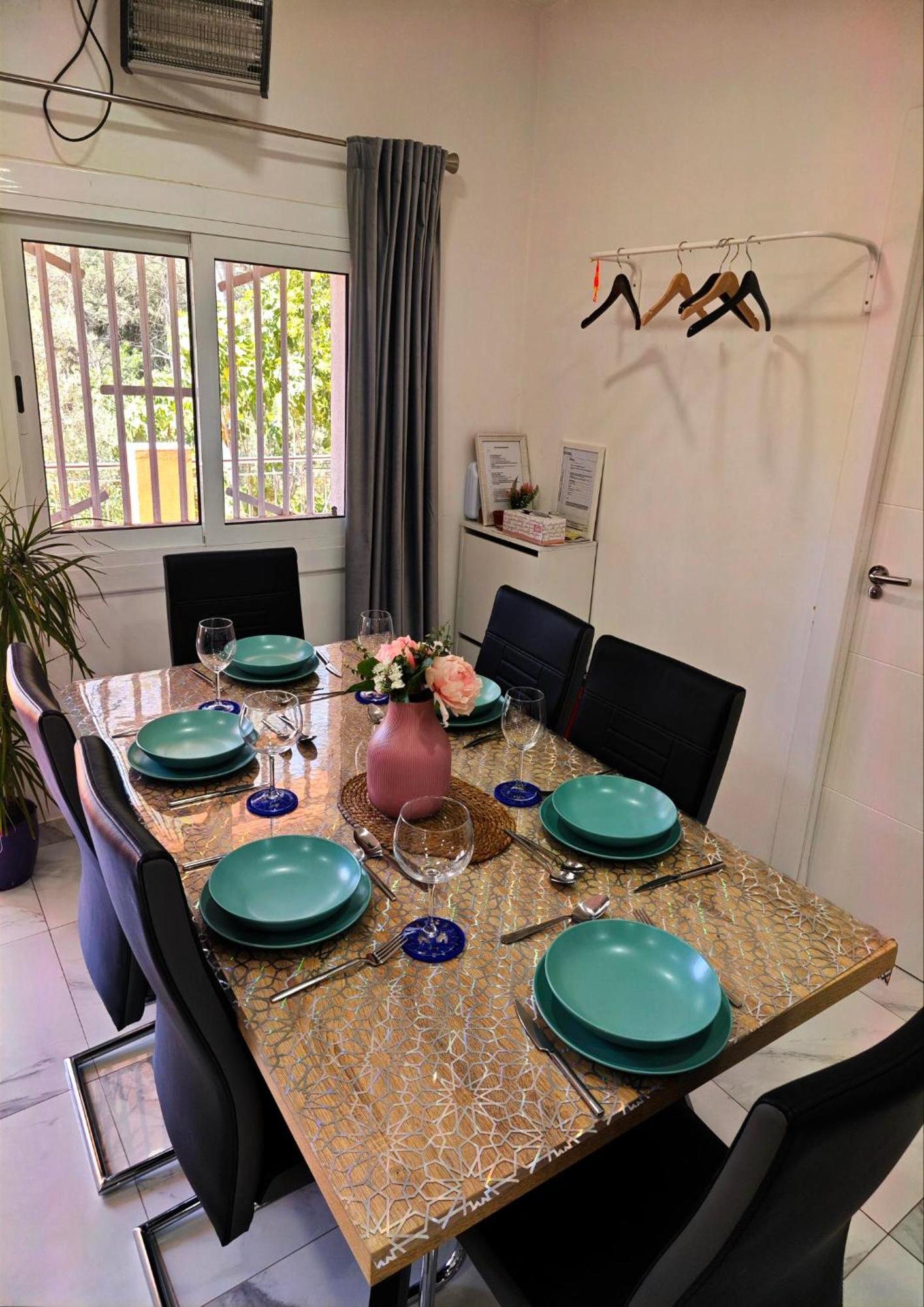 Вилла Relax House Barcelone Сан-Эстеве-Сесровирес Экстерьер фото