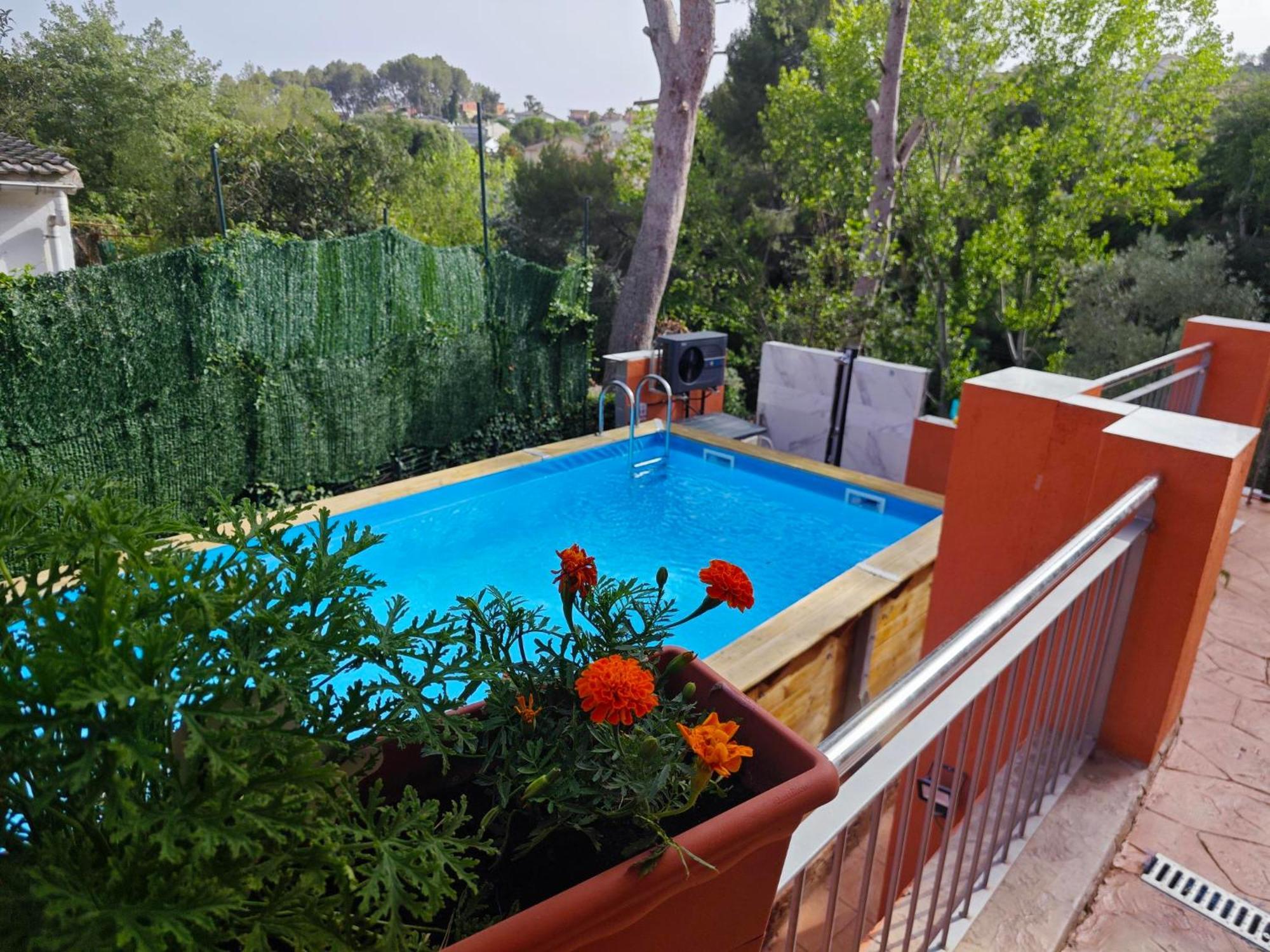 Вилла Relax House Barcelone Сан-Эстеве-Сесровирес Экстерьер фото