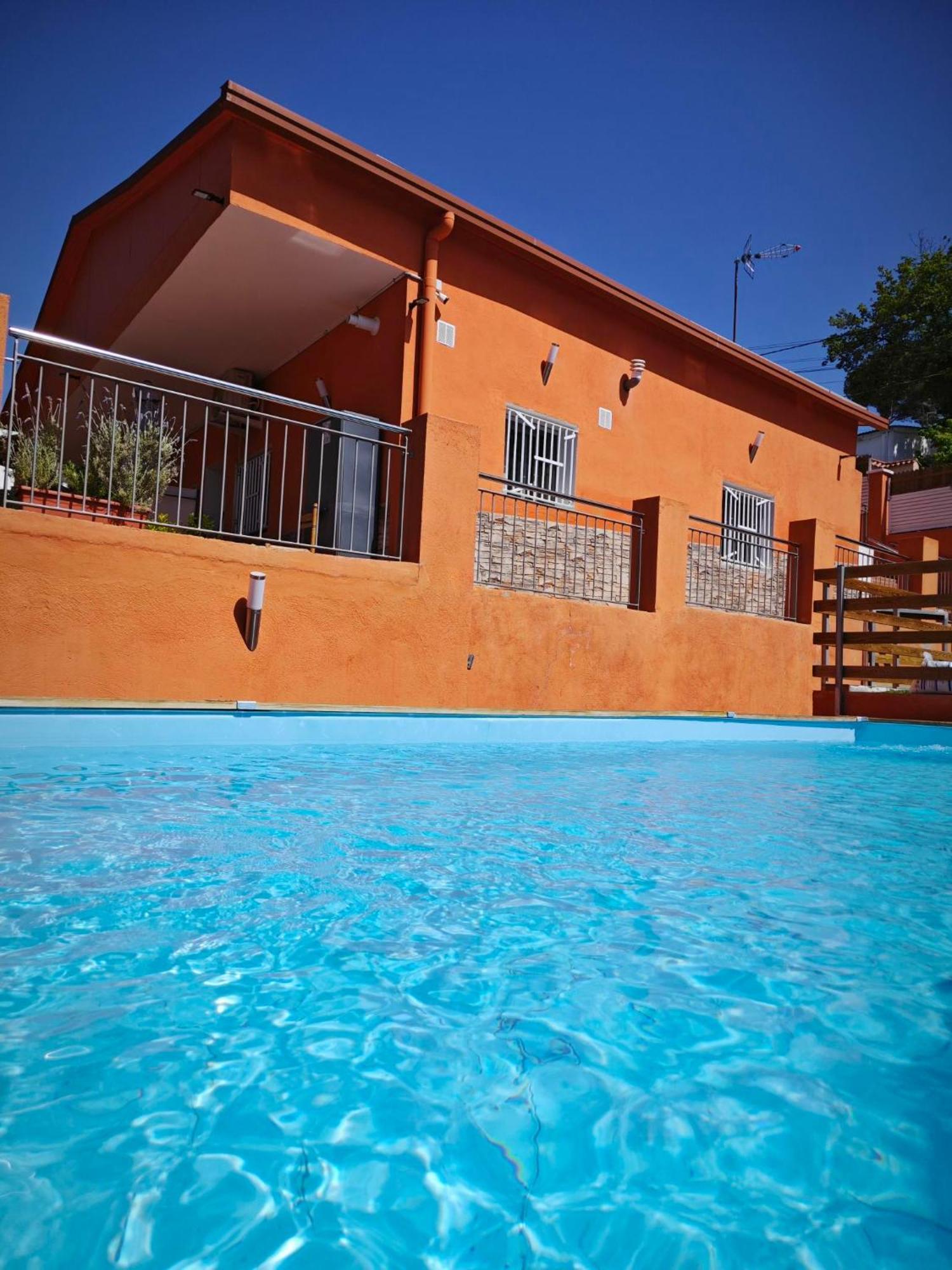 Вилла Relax House Barcelone Сан-Эстеве-Сесровирес Экстерьер фото
